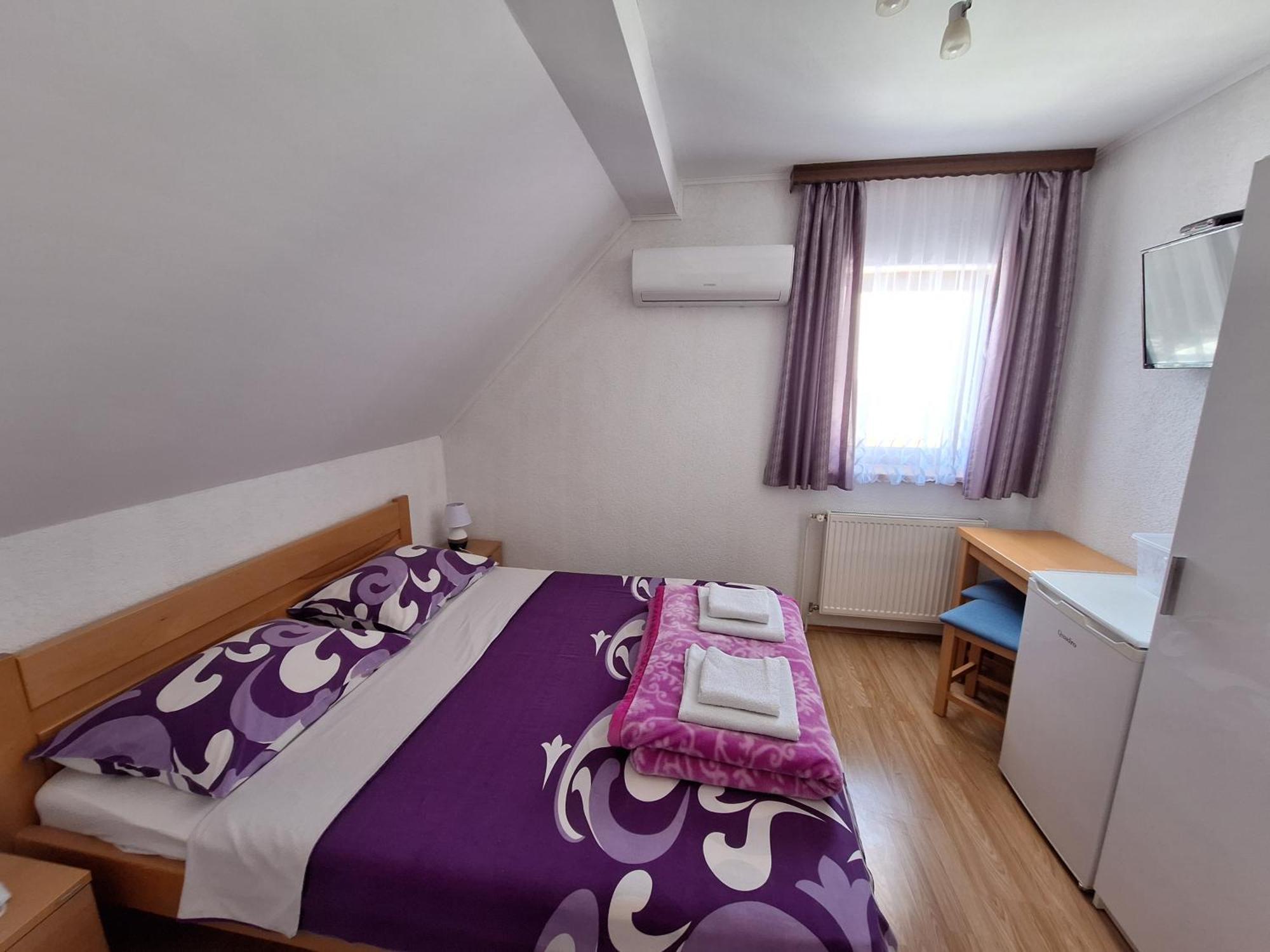 Guest House Matej & Mateja พลิตวิชกา เยเซรา ภายนอก รูปภาพ