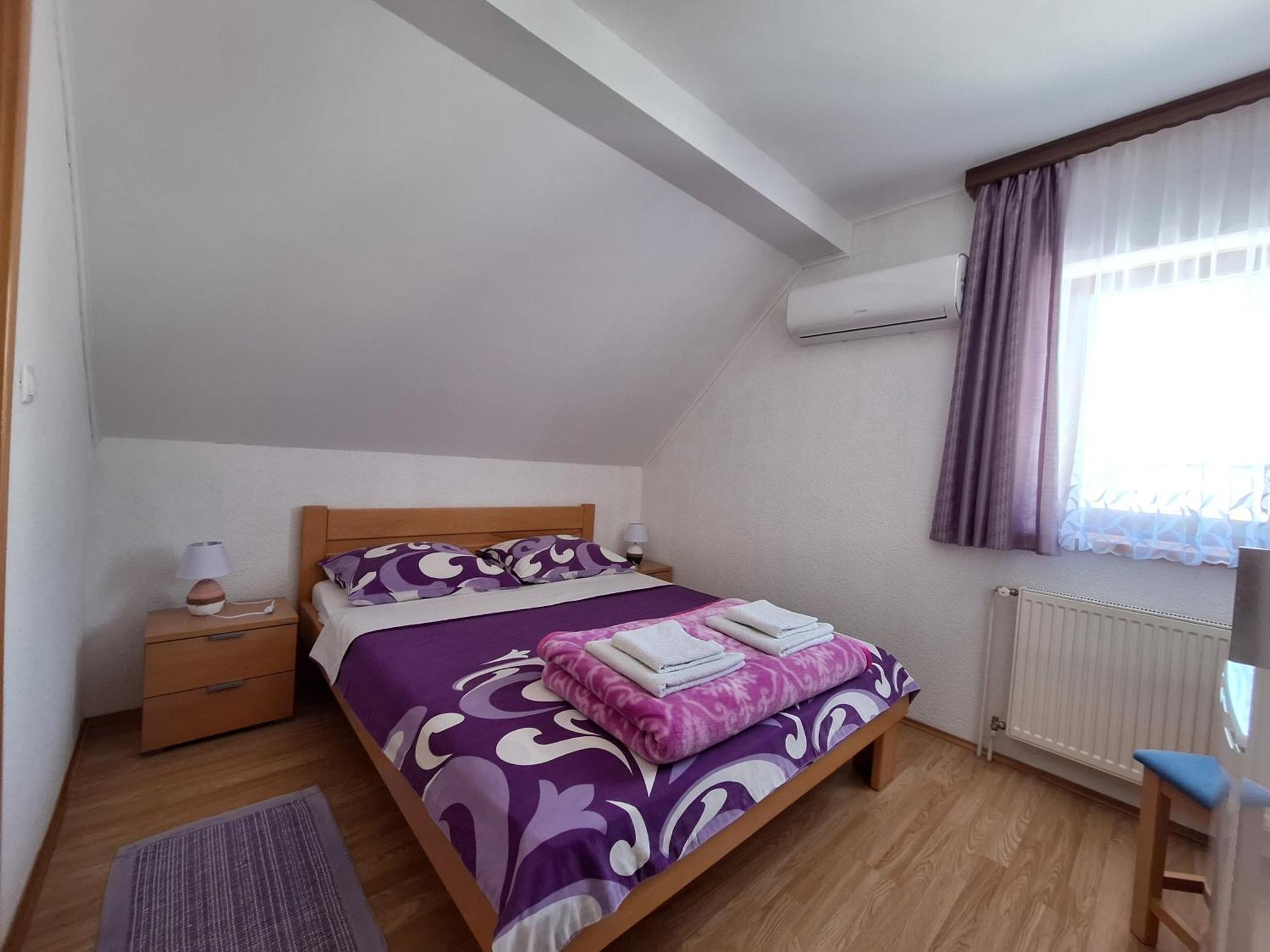 Guest House Matej & Mateja พลิตวิชกา เยเซรา ภายนอก รูปภาพ