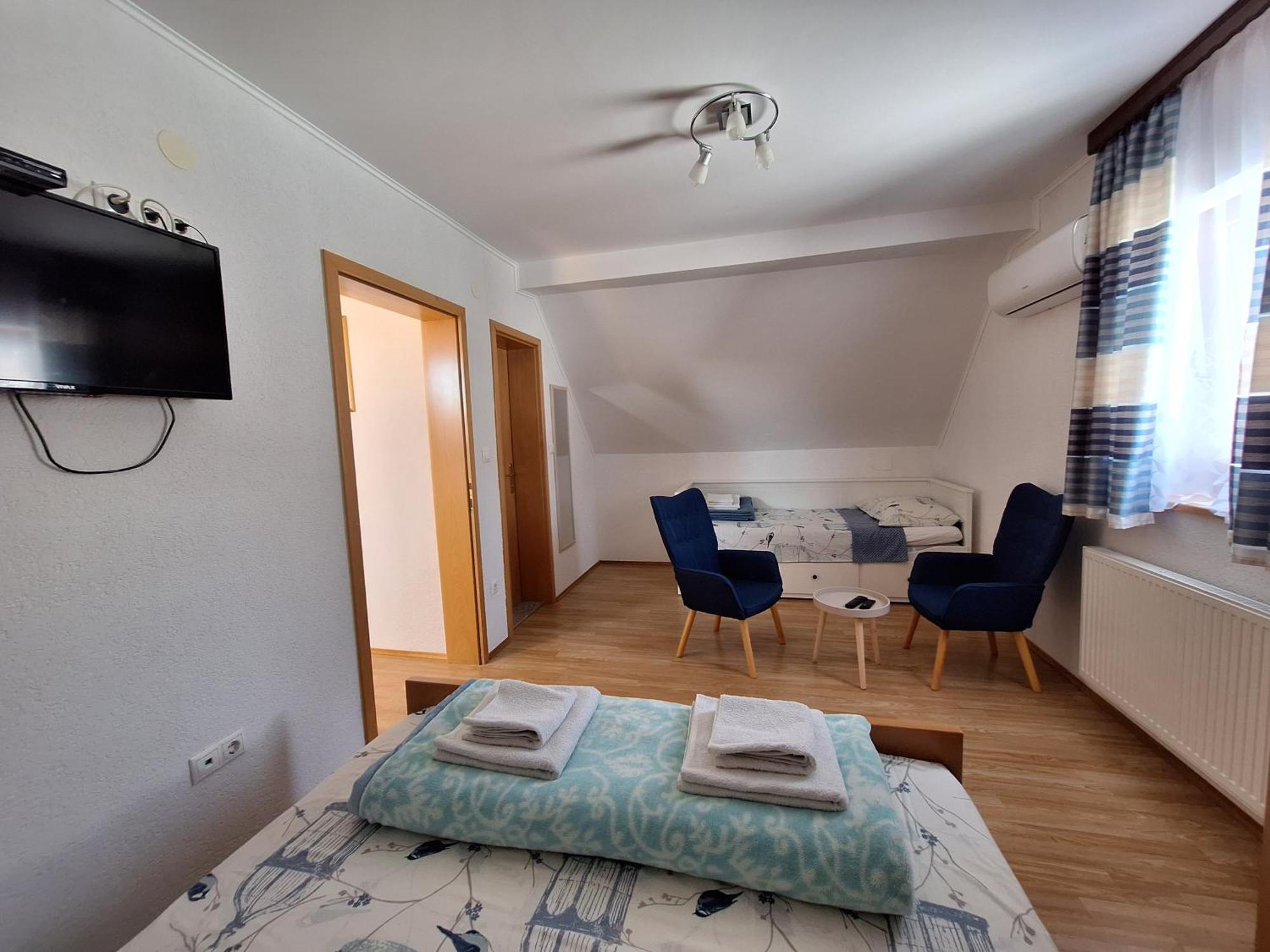 Guest House Matej & Mateja พลิตวิชกา เยเซรา ภายนอก รูปภาพ