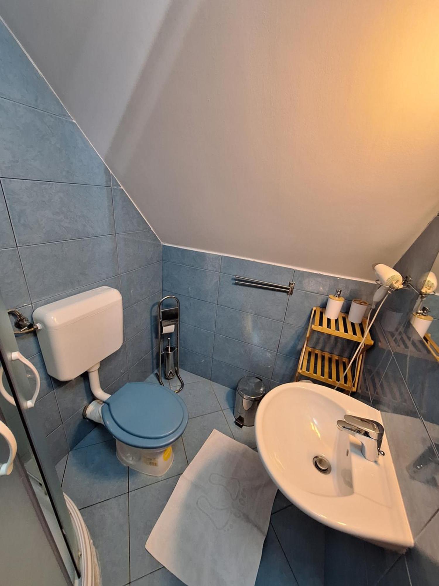 Guest House Matej & Mateja พลิตวิชกา เยเซรา ภายนอก รูปภาพ