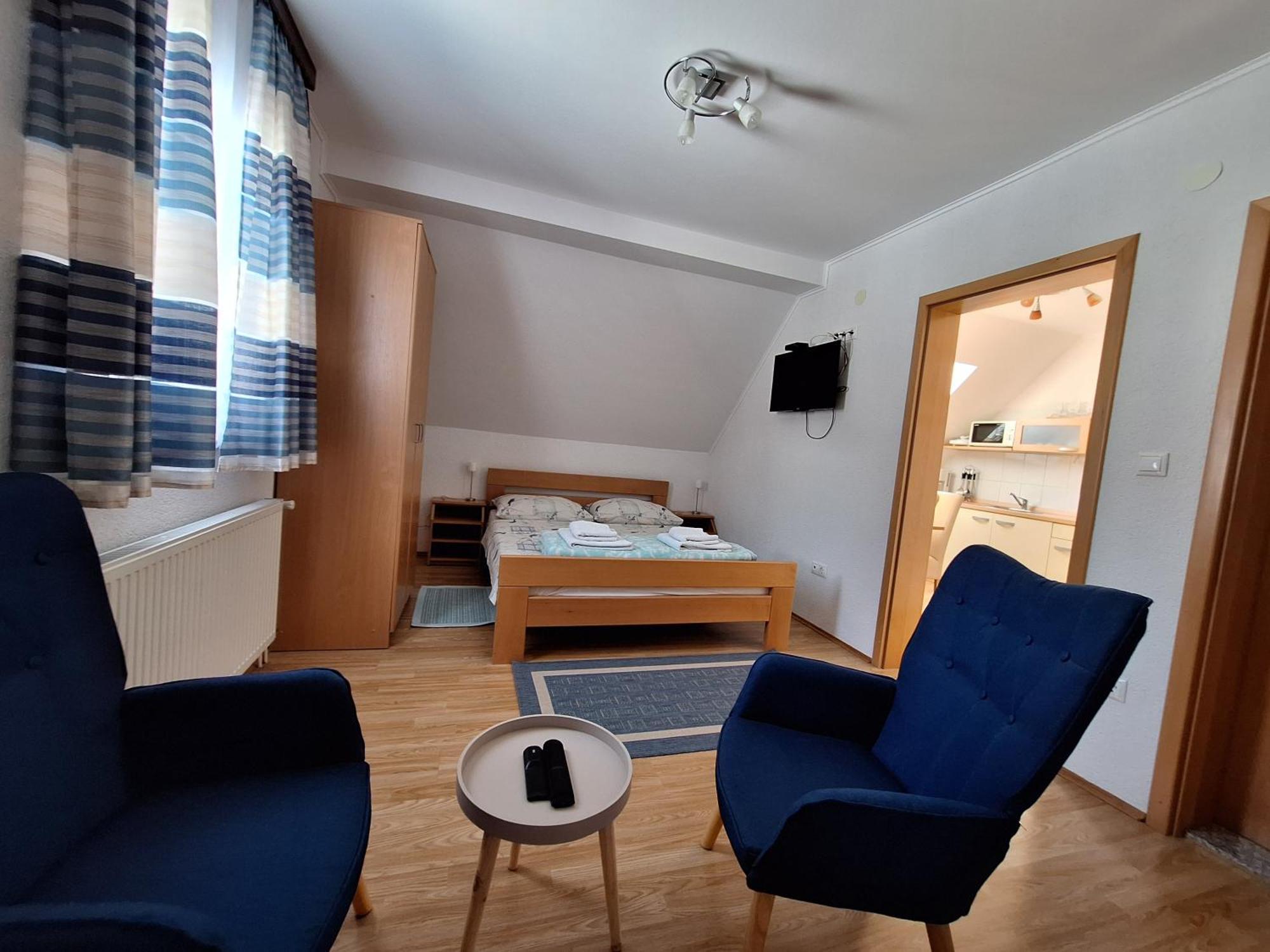 Guest House Matej & Mateja พลิตวิชกา เยเซรา ภายนอก รูปภาพ