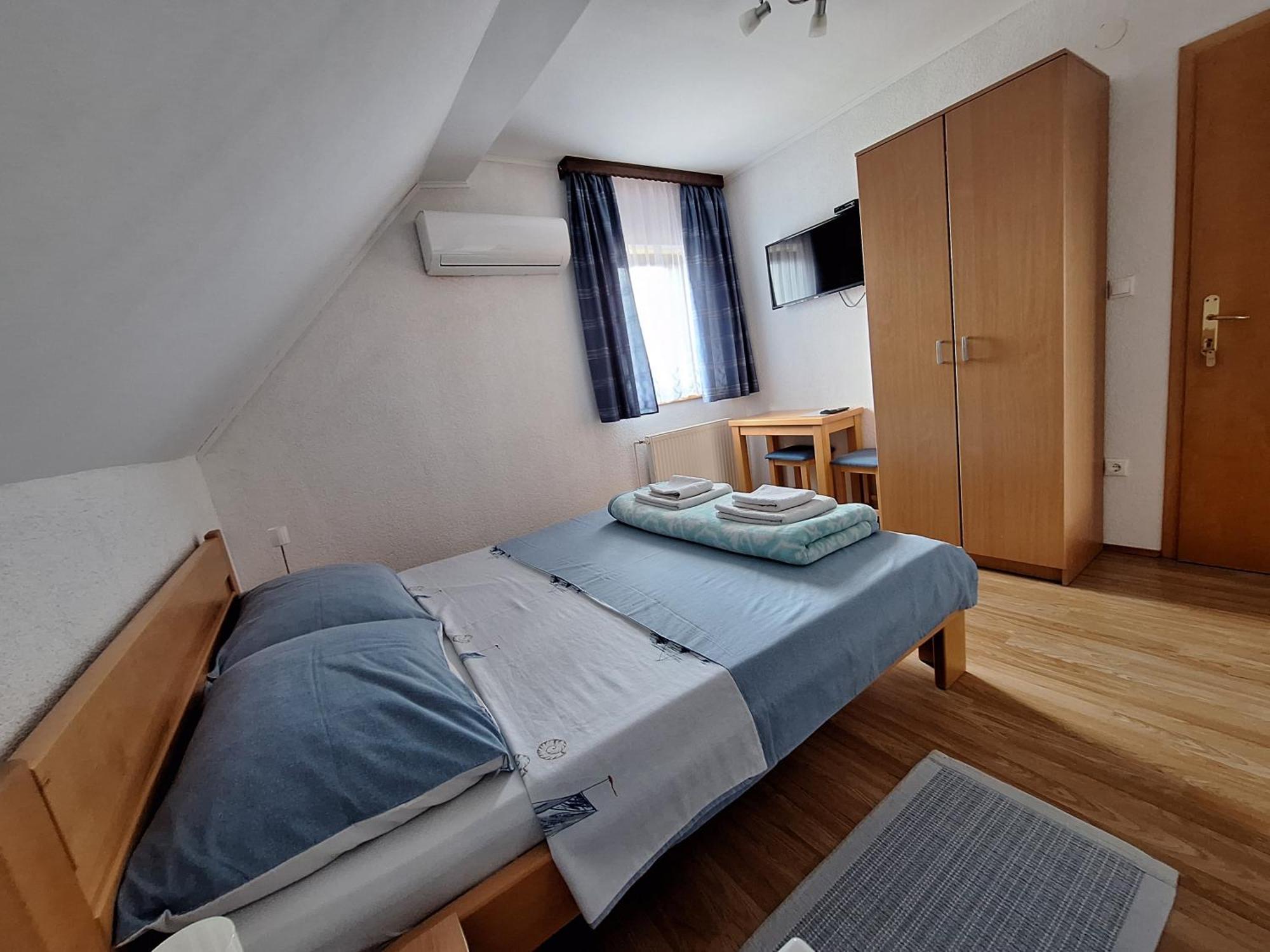 Guest House Matej & Mateja พลิตวิชกา เยเซรา ภายนอก รูปภาพ